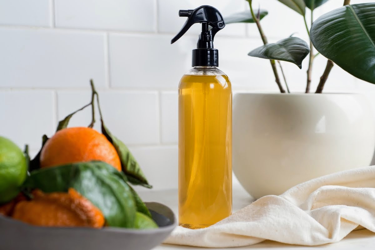 DIY Citrus Dusting Spray